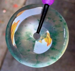 緬甸翡翠玉石 互聯(lián)網(wǎng)浪潮下，實(shí)體珠寶店的盈利困境